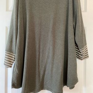 Pink Clover | Olive Green and Tan | Button Detail on Sleeves | 3/4 length sleeve